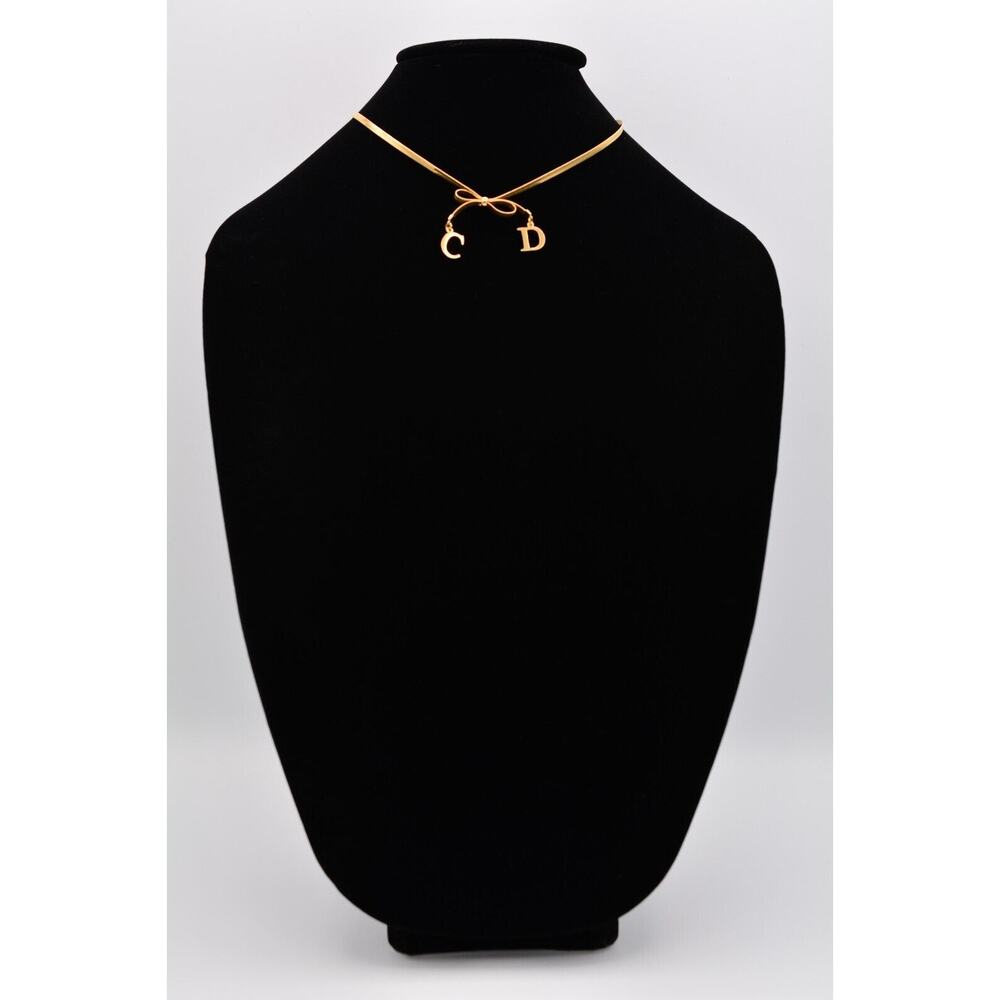 Christian Dior Vintage Logo CD Bow Necklace Collar  Charm Gold Chain Signed Bin5 - Picture 3 of 12